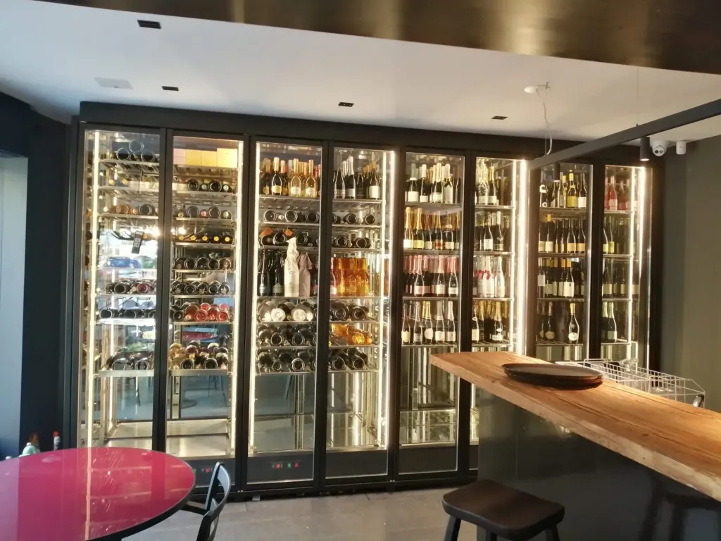 Cantina Frigo Vini – Ripiani Inox